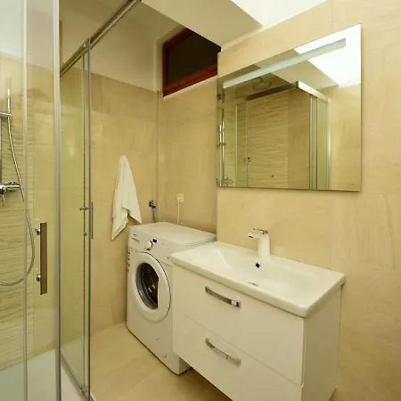 Mornar-2 By Interhome Lejlighed Trogir