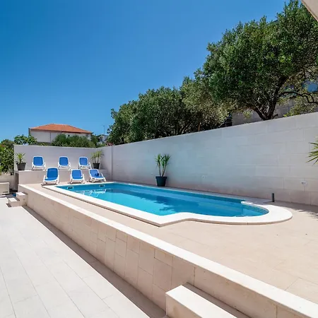 Mornar-2 By Interhome شقة *