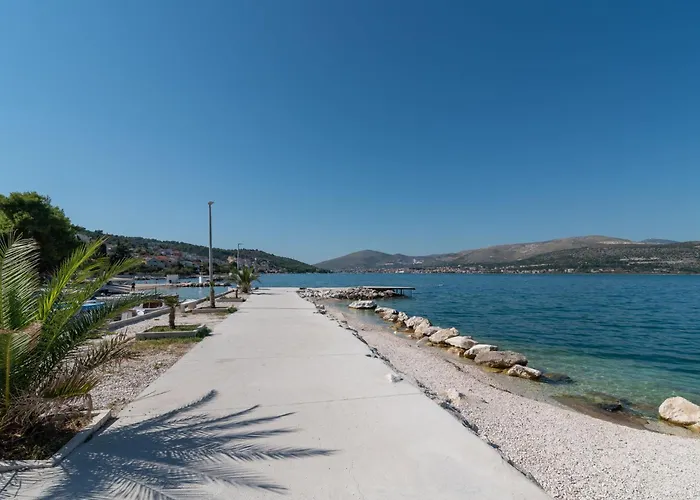 Mornar-2 By Interhome Apartmán Trogir