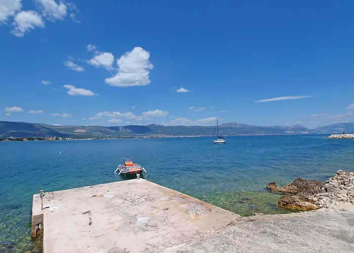 Mornar-2 By Interhome Daire