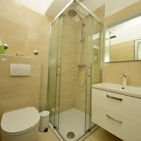 Apartmán Mornar-2 By Interhome Trogir